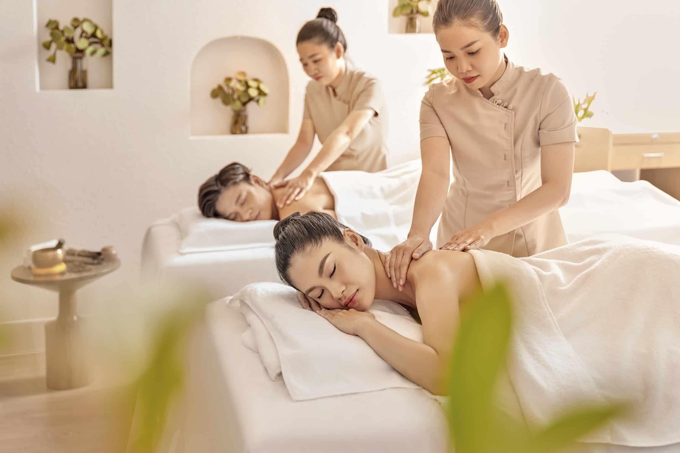 Sau Khi Tắm Trắng Kiêng Ăn Gì Để Giữ Da Sáng Mịn? 11 The Grand Ho Tram - Wellness - Lotus Spa